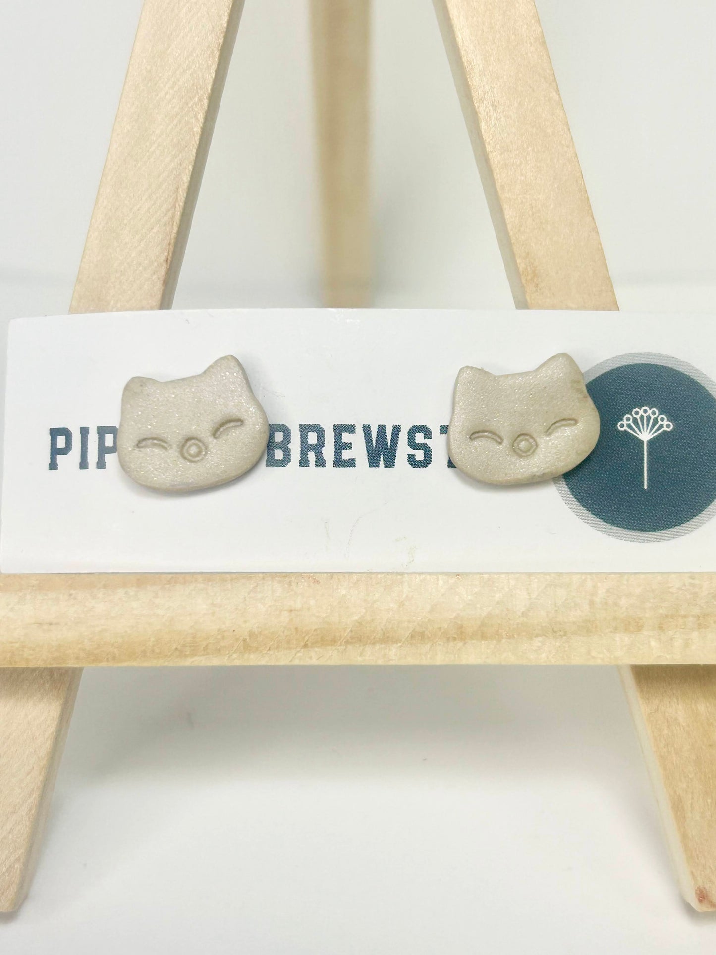 kitten studs - pearl