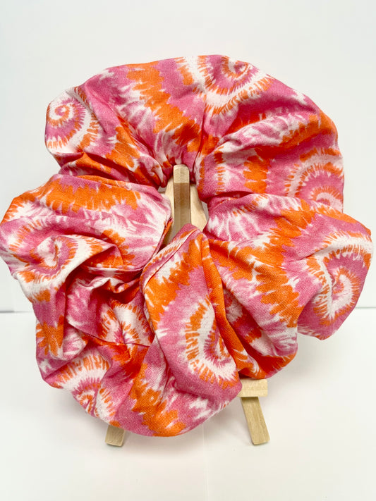 pink tie-dye scrunchie
