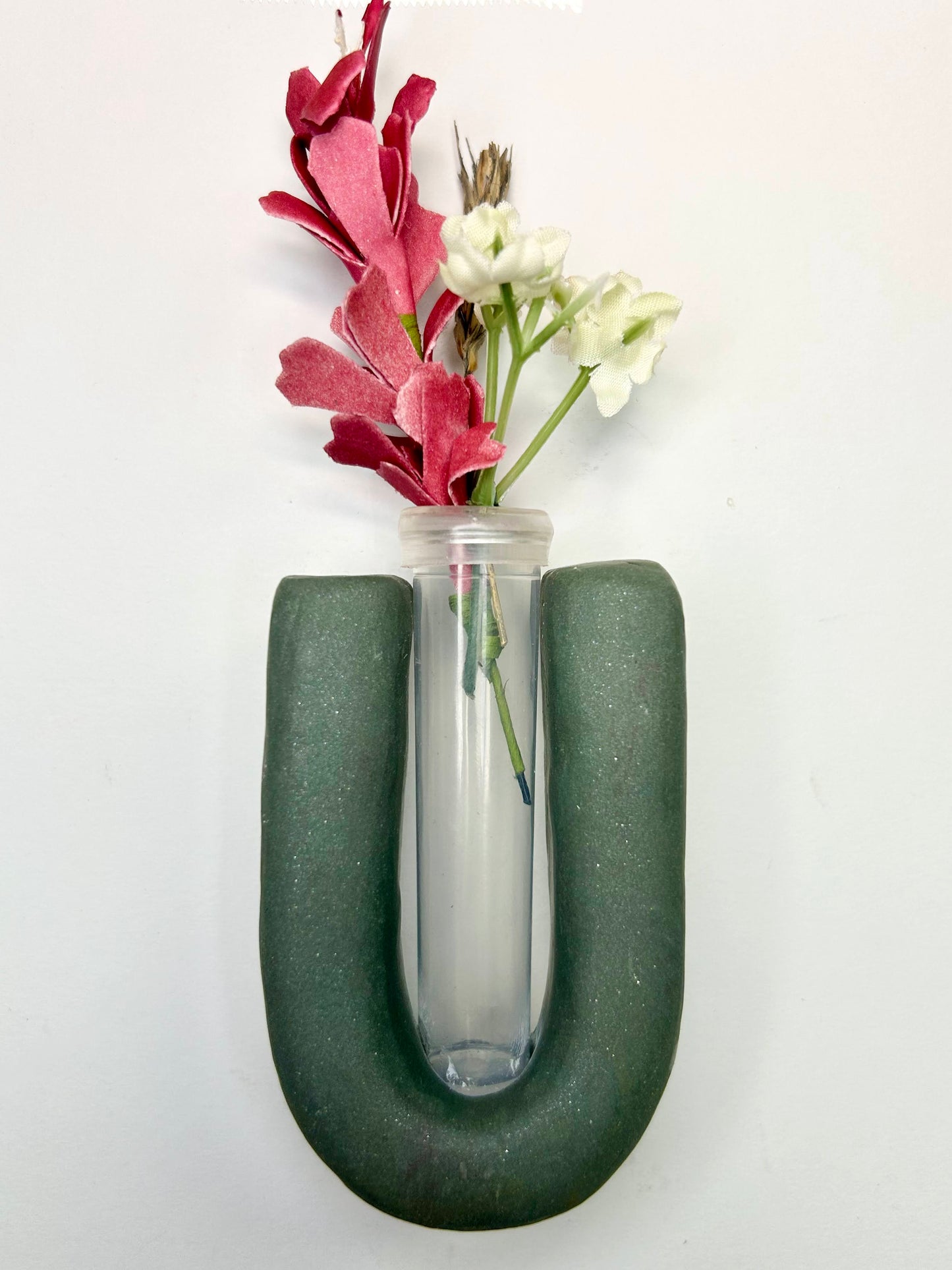 flower magnet - black forest green